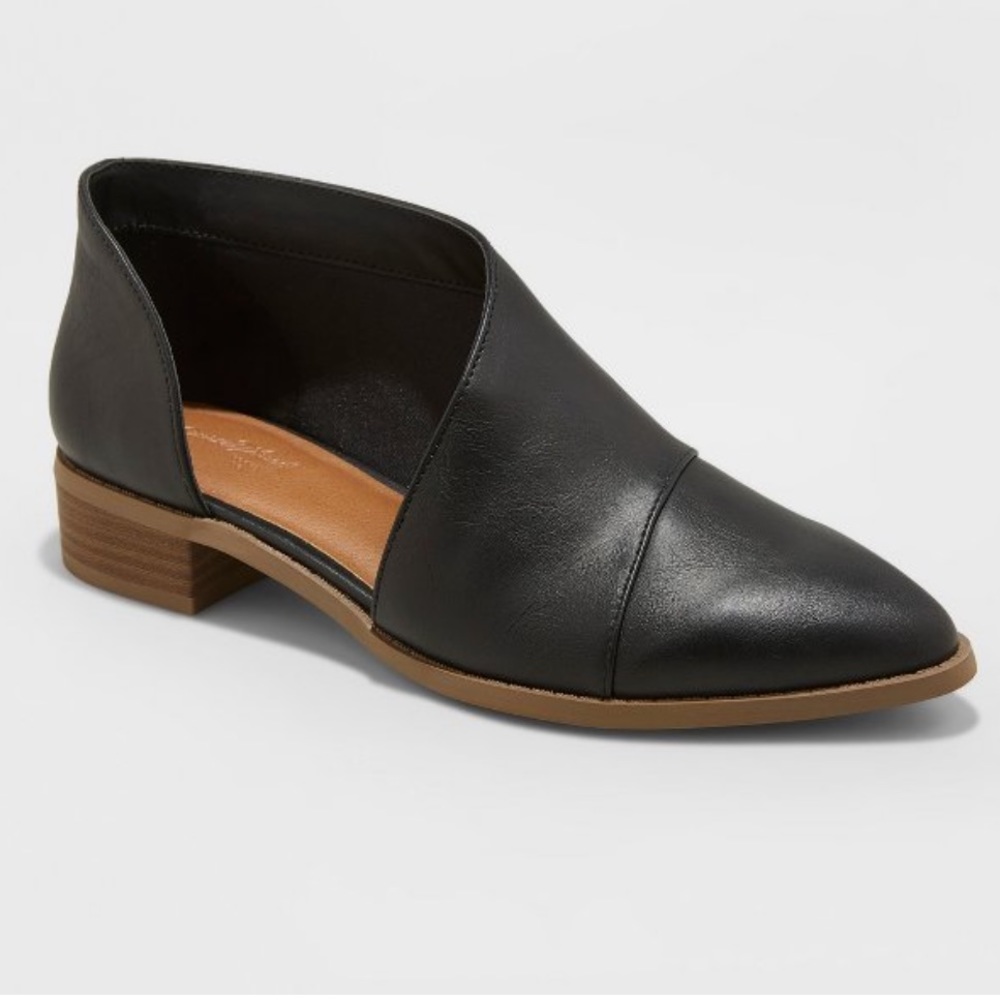 Woman’s black cut out bootie